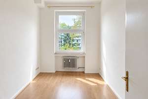     Großzügige, hochwertig sanierte Wohnung in Düsseldorf-Düsseltal – 40237 Düsseltal, Düsseldorf – Vorschaubild 5