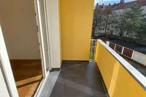 Neu renovierte 3-Zimmer-Wohnung mit Balkon in Nürnberg Schweinau – Friesenstraße 62, 90441 Hohe Marter, Nürnberg – Vorschaubild 2