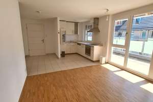 Helle 4-Zimmer-Wohnung mit Balkon im begehrten Stuttgart-Emilienstraße – Emilienstraße 24, 70563 Vaihingen-Mitte, Stuttgart – Vorschaubild 2