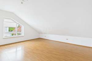 Charmante Dachgeschosswohnung mit Balkon & Loggia – Die vollständige Adresse der Immobilie erhältst du vom Anbieter., 86343 Königsbrunn – Vorschaubild 6