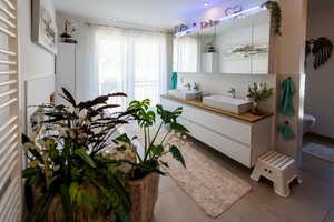 Attr. Einfamilienhaus mit Pool, großem Garten u. gehobener Ausstattung - keine Maklerprovision
 – Calw (Kreis) – Vorschaubild 26