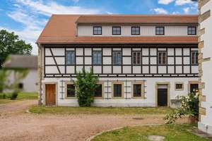 Teilsaniertes Fachwerkhaus mit Baugrundstück in Elbnähe! – Die vollständige Adresse der Immobilie erhältst du vom Anbieter., 1640 Coswig – Vorschaubild 1