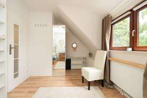 Stilvolles Reihenendhaus mit Wintergarten, Garten & Carpot sowie 2 Stellplätzen – sofort einziehen – Die vollständige Adresse der Immobilie erhältst du vom Anbieter., 28259 Kirchhuchting, Bremen – Vorschaubild 12