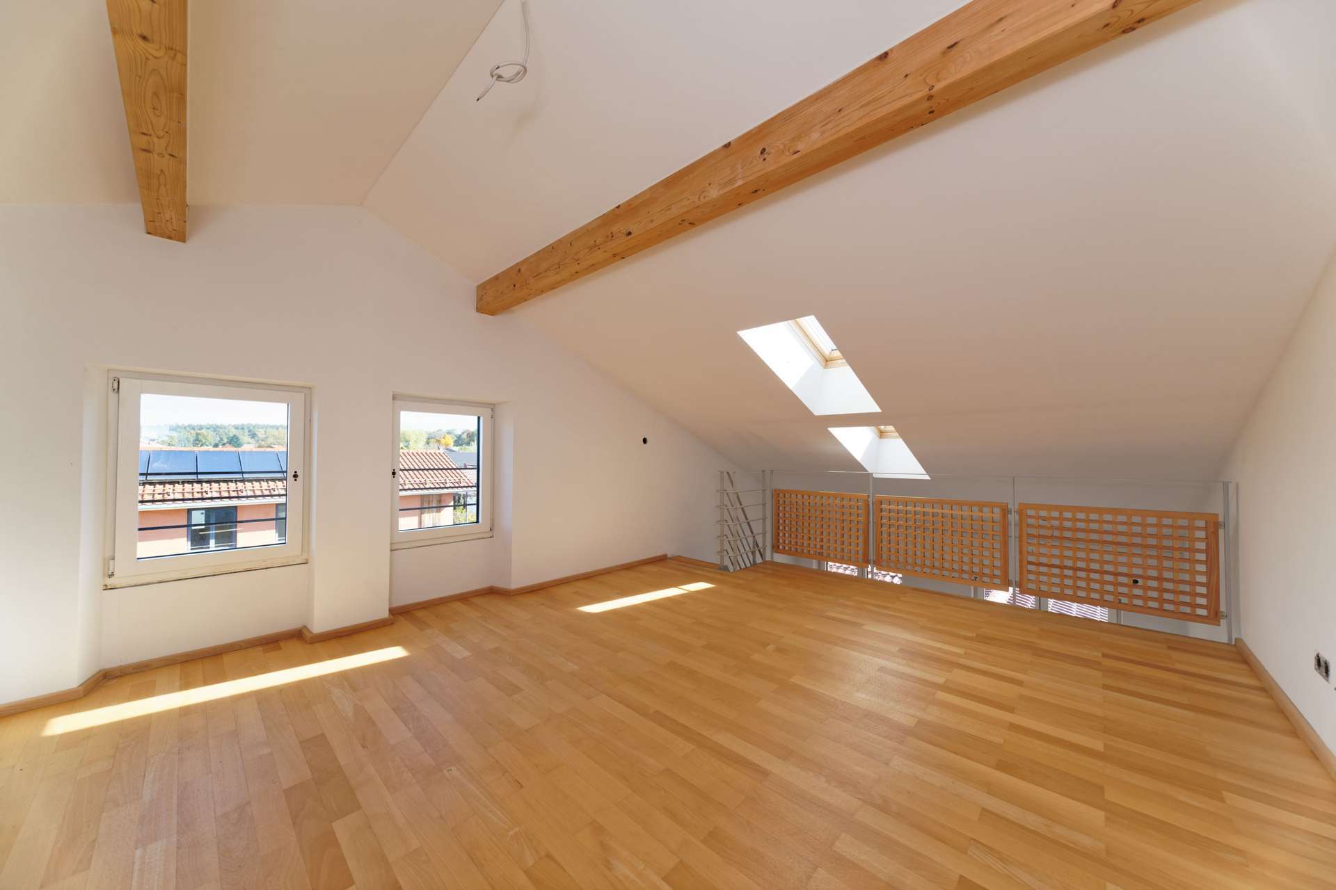 Immobilie in Vogtareuth - Neubau mit großem Nebengebäude (zum Wohnen oder Vermieten) - nahe München - Bild 4