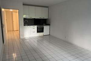 Frisch modernisiertes Apartment mit Loggia und Gartenmitbenutzung
 – Am Flutgraben 15, 51067 Holweide, Köln – Vorschaubild 2
