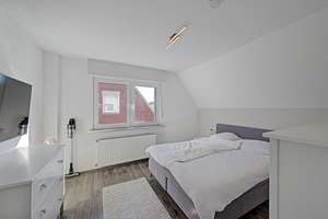Großzügiges Zuhause in absolut ruhiger Lage – gepflegtes Zweifamilienhaus mit Garten u. Dachterrasse – Die vollständige Adresse der Immobilie erhältst du vom Anbieter., 45894 Buer, Gelsenkirchen – Vorschaubild 15