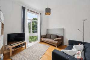 Gründerzeit-Altbau – bezugsfreie 4-Zimmer-Wohnung mit Balkon im Herzen der Bonner Südstadt – Die vollständige Adresse der Immobilie erhältst du vom Anbieter., 53113 Südstadt, Bonn – Vorschaubild 12