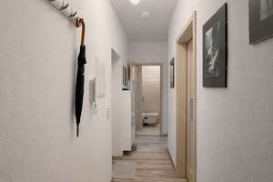 elle 2-Zimmer-Dachgeschosswohnung mit Balkon und Weitblick in Magdeburg – Die vollständige Adresse der Immobilie erhältst du vom Anbieter., 39106 Alte Neustadt, Magdeburg – Vorschaubild 13