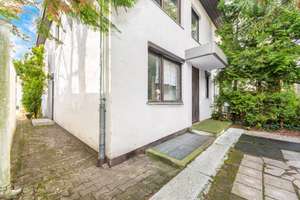 Vermietete Doppelhaushälfte mit Renovierungsbedarf in Trudering – Die vollständige Adresse der Immobilie erhältst du vom Anbieter., 81827 Waldtrudering, München – Vorschaubild 18