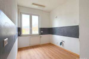 Helle, großzügige Etagenwohnung in zentraler Lage in Esslingen! – Die vollständige Adresse der Immobilie erhältst du vom Anbieter., 73730 Oberesslingen, Esslingen am Neckar – Vorschaubild 4