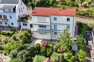 Über den Dächern von Sonnenberg!
Freistehendes Haus mit viel Platz in Wiesbadens Top Wohnlage! – Die vollständige Adresse der Immobilie erhältst du vom Anbieter., 65193 Sonnenberg, Wiesbaden – Vorschaubild 3