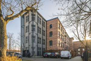 Property thumbnail 2