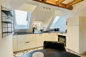 Möbliertes 2-Zimmer-Apartment in Stuttgart-Luginsland – Manfredstraße 11, 70327 Luginsland, Stuttgart – Vorschaubild 3