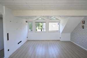 Charmante Dachwohnung mit sonniger Dachterrasse – Die vollständige Adresse der Immobilie erhältst du vom Anbieter., 45357 Dellwig, Essen – Vorschaubild 2