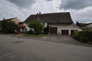 Bauernhaus mit großer Scheune - Garagen und weiteren Ausbaumöglichkeiten - Singen-Friedingen – Die vollständige Adresse der Immobilie erhältst du vom Anbieter., 78224 Singen (Hohentwiel) – Vorschaubild 24
