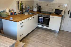 Für 1 Person: Gemütliche, klimatisierte Dachgeschosswohnung, befristet: 1-4 Jahre – Steinhofweg 25, 69123 Pfaffengrund, Heidelberg – Vorschaubild 3
