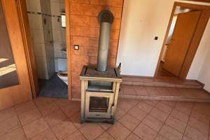 sehr gepflegtes kleines Haus mit gemütlichem Hof inkl. überdachter Terrasse zu verkaufen – Die vollständige Adresse der Immobilie erhältst du vom Anbieter., 36205 Sontra – Vorschaubild 5