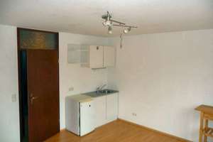 City-Appartement in zentraler Stadtlage von Karlsruhe – Die vollständige Adresse der Immobilie erhältst du vom Anbieter., 76133 Südweststadt, Karlsruhe – Vorschaubild 2