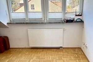 Helle Dachgeschosswohnung mit großer Dachterrasse und Blick ins Grüne – Die vollständige Adresse der Immobilie erhältst du vom Anbieter., 81737 Altperlach, München – Vorschaubild 3