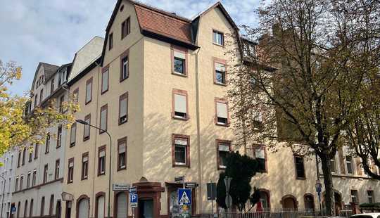 Bild von Charmantes Altbau-Mehrfamilienhaus mit 10 WE + Entwicklungspotenzial*Im Bieterverfahren*