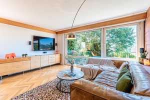 URLAUBSGEFÜHL – Stilvolles Haus mit XXL-Pool, sonnigem Garten, Garage und Naturblick in Remshalden – Rems-Murr-Kreis – Vorschaubild 3