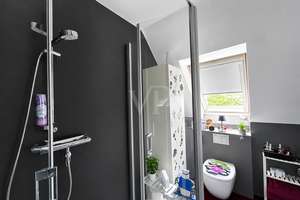 Lichtdurchflutetes Zuhause mit eigenem Garten und Kamin-Atmosphäre – Die vollständige Adresse der Immobilie erhältst du vom Anbieter., 42551 Velbert-Mitte, Velbert – Vorschaubild 15