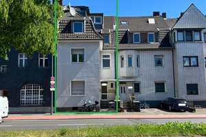 Ihre Gelegenheit - handwerkliches Geschick ist gefragt - kurzfristige Übergabe im Leerstand! – Die vollständige Adresse der Immobilie erhältst du vom Anbieter., 51103 Höhenberg, Köln – Vorschaubild 1