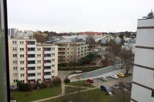 Schöne lichtdurchflutete 3,5 Zi, uneinsehbar, toller Ausblick, gehobene Ausstattung; für Paar m.Kind – Mönchsbergstraße 89, 70435 Zuffenhausen-Mönchsberg, Stuttgart – Vorschaubild 20