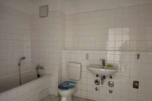 Familienwohnung mit Balkon und Einbauküche - NUR MIT WBS 100/140 mit besonderem Wohnbedarf! – Münchehagenstraße 36, 13125 Karow, Berlin – Vorschaubild 6