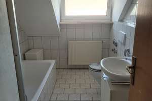 Helle 2 Zimmer Dachgeschoss Wohnung  – Remmeltshofer Straße 10/1, 89233 Neu-Ulm – Vorschaubild 5
