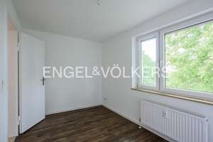Bezugsfrei!  Renovierte 3-Zimmer-Wohnung mit Balkon in ruhiger Lage – Die vollständige Adresse der Immobilie erhältst du vom Anbieter., 70439 Stammheim-Mitte, Stuttgart – Vorschaubild 13