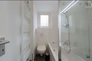 Fully furnished 2-Zimmer Wohnung in Berlin Wilmersdorf – Babelsberger Straße 4, 10715 Wilmersdorf, Berlin – Vorschaubild 7