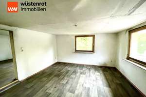 *Idyllisches Schwarzwald-Juwel: Freistehendes Haus mit großem Potenzial und herrlichen Fernblick* – Die vollständige Adresse der Immobilie erhältst du vom Anbieter., 76596 Forbach – Vorschaubild 2