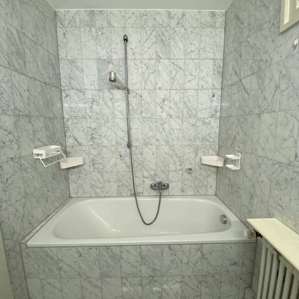 ***charmante 2-Zimmer-Wohnung in zentraler Fußgängerzone - WG-geeignet***