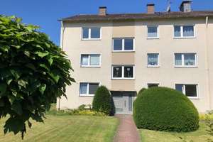 Helle 3-Zimmer-Wohnung mit Duschbad und Balkon