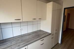 Gepflegte Erdgeschosswohnung in Neu-Ulm Offenhausen mit durchdachter Aufteilung und sonnigem Balkon – Johann-Strauß-Str. 27, 89231 Neu-Ulm – Vorschaubild 9