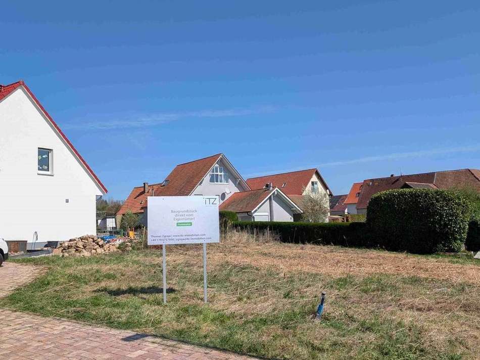 Grundstück