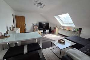 * Großzügig Wohnen * lichtdurchflutete 2 Zimmer-DG-Wohnung in bevorzugter Wohnlage * – Kurlandstraße 11, 90453 Katzwang, Reichelsdorf Ost, Reichelsdorfer Keller, Nürnberg – Vorschaubild 9