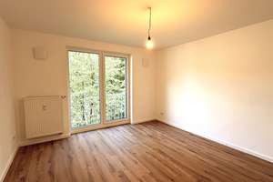 Frisch sanierte WG-taugliche Wohnung im Neubaustandard – 2 Schlafzimmer, Einbauküche, Uni-Nähe