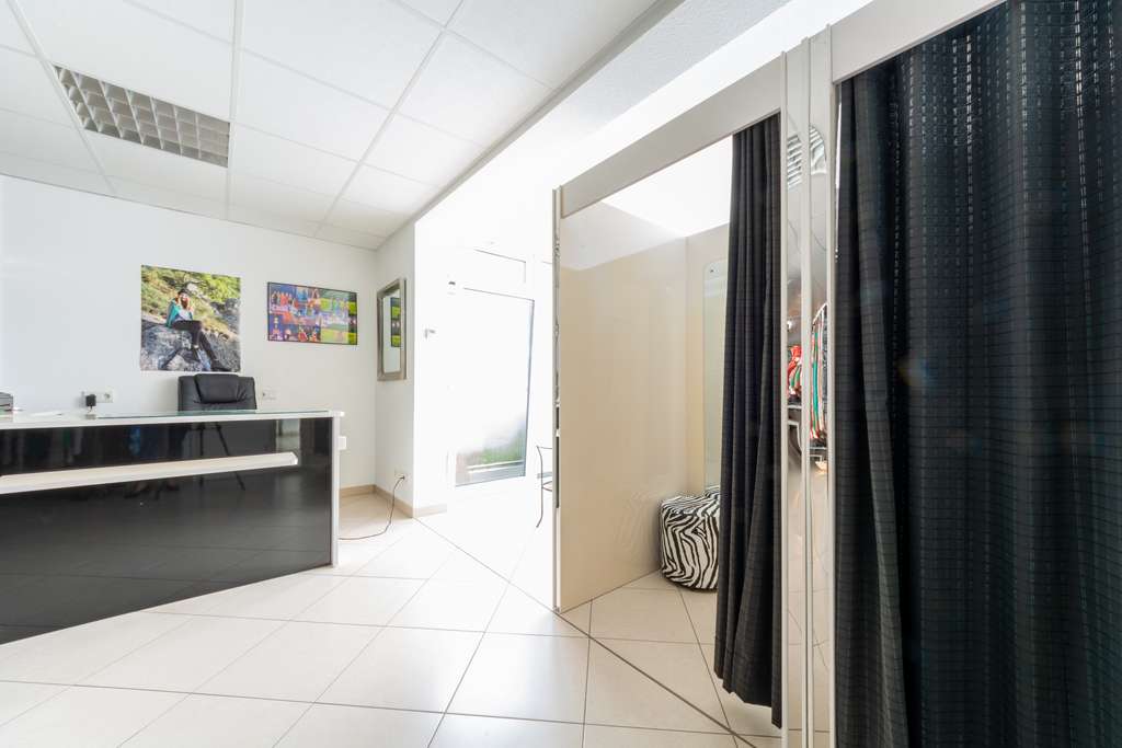 Immobilie in Badenweiler - Elegante und helle 2- bis 3-Zimmer-Wohnung im Entwurf: Umbau einer modernen Gewerbeeinheit - Bild 3