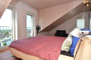 Sehr schönes Haus mit Pool und grandiosem Ausblick in Weil am Rhein, möbliert – Die vollständige Adresse der Immobilie erhältst du vom Anbieter., 79576 Weil am Rhein – Vorschaubild 16