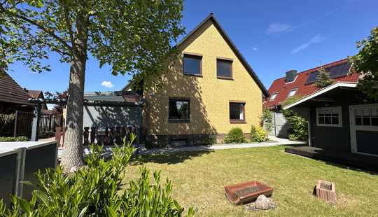 Bild von Gepflegtes Einfamilienhaus mit 2 separaten Wohnungen im Anbau - Courtagefrei!