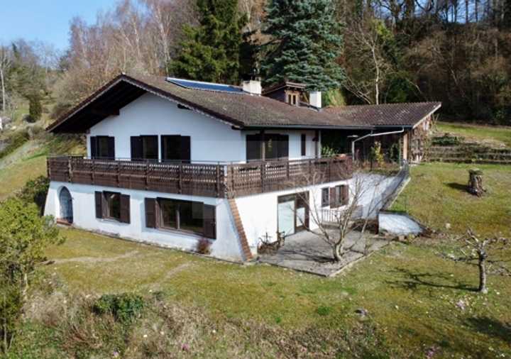 Villenanwesen + Wohnhaus + Baugrundstück in Seesichtlage