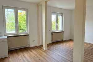 Frisch renovierte 2-Zimmer-Wohnung mit Balkon & EBK in Koblenz-Horchheim – 56076 Horchheim, Koblenz – Vorschaubild 1