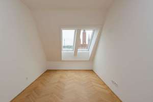 Elegante 4- Zimmer-Wohnung im Herzen von Wiesbaden! – Wagemannstrasse 32-36, 65183 Mitte, Wiesbaden – Vorschaubild 10