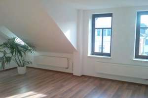 Große DG 2-Zimmer mit Einbauküche, Laminat in Topplage zum Toppreis! Stellplatz mgl. – Willy-Reinl-Straße 8, 9116 Altendorf, Chemnitz – Vorschaubild 3