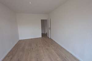 Ruhiger Wohnkomfort mit Balkon und Lift in Mönchengladbach-Römerbrunnen – Römerbrunnen 5, 41238 Mülfort, Mönchengladbach – Vorschaubild 3
