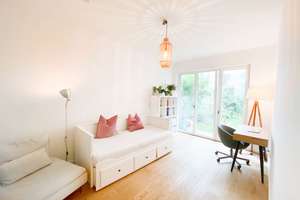 4-Zimmer-Wohnung mit Garten in neuwertigem Zustand in Prenzlauer Berg – Kopenhagener Straße 31e, 10437 Prenzlauer Berg, Berlin – Vorschaubild 3