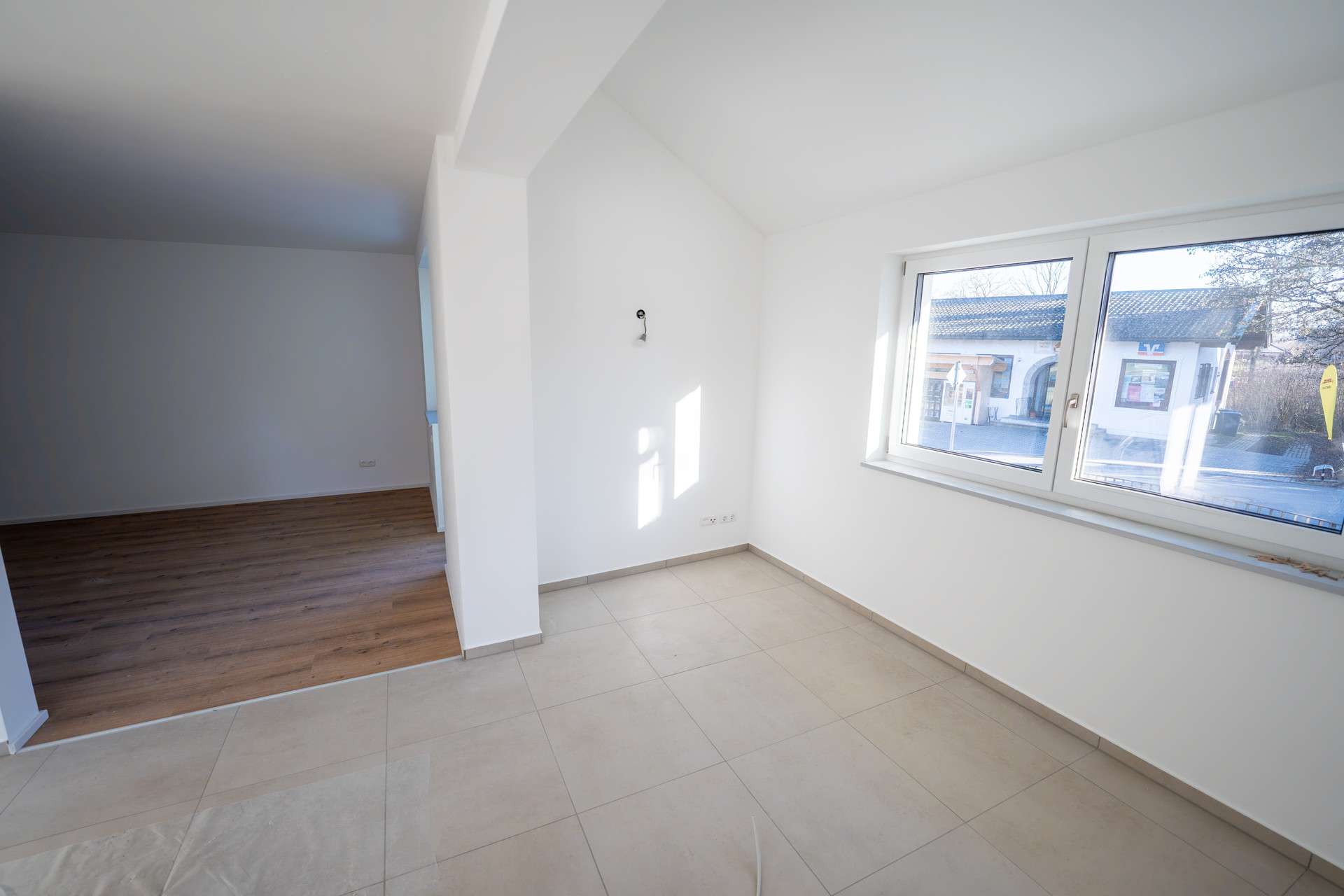 Immobilie in Taching am See - neuwertige komplettmodernisierte
5-Zimmer-Wohnung mit gr. Balkon
in Tengling am Waginger See - Bild 3