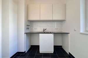 Ruhige 3-Zimmer-Terrassen-Wohnung mit EBK, Fußbodenheizung, Gäste-WC & 2 PKW-Stellplätzen – Großbeerenstraße 317, 14480 Am Stern, Potsdam – Vorschaubild 8